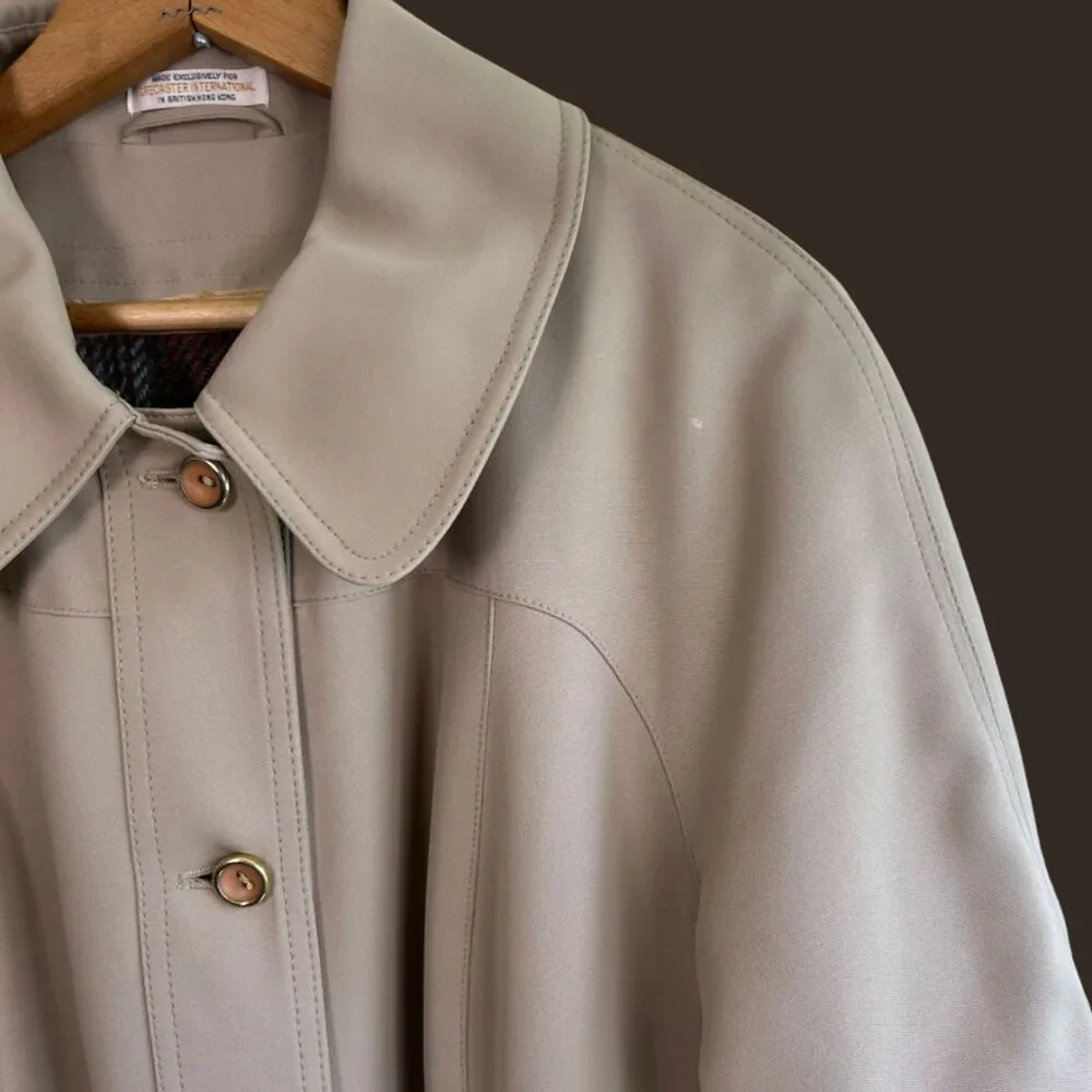 Vintage 1970s Forecaster of Boston Lined Trench Coat Made in British Hong Kong - Picture 2 of 10